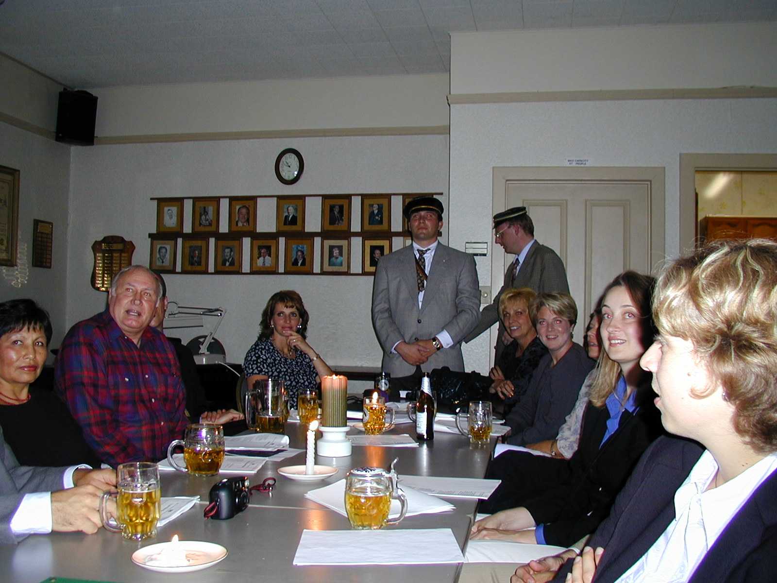 fuxmajor.jpg (143685 bytes)