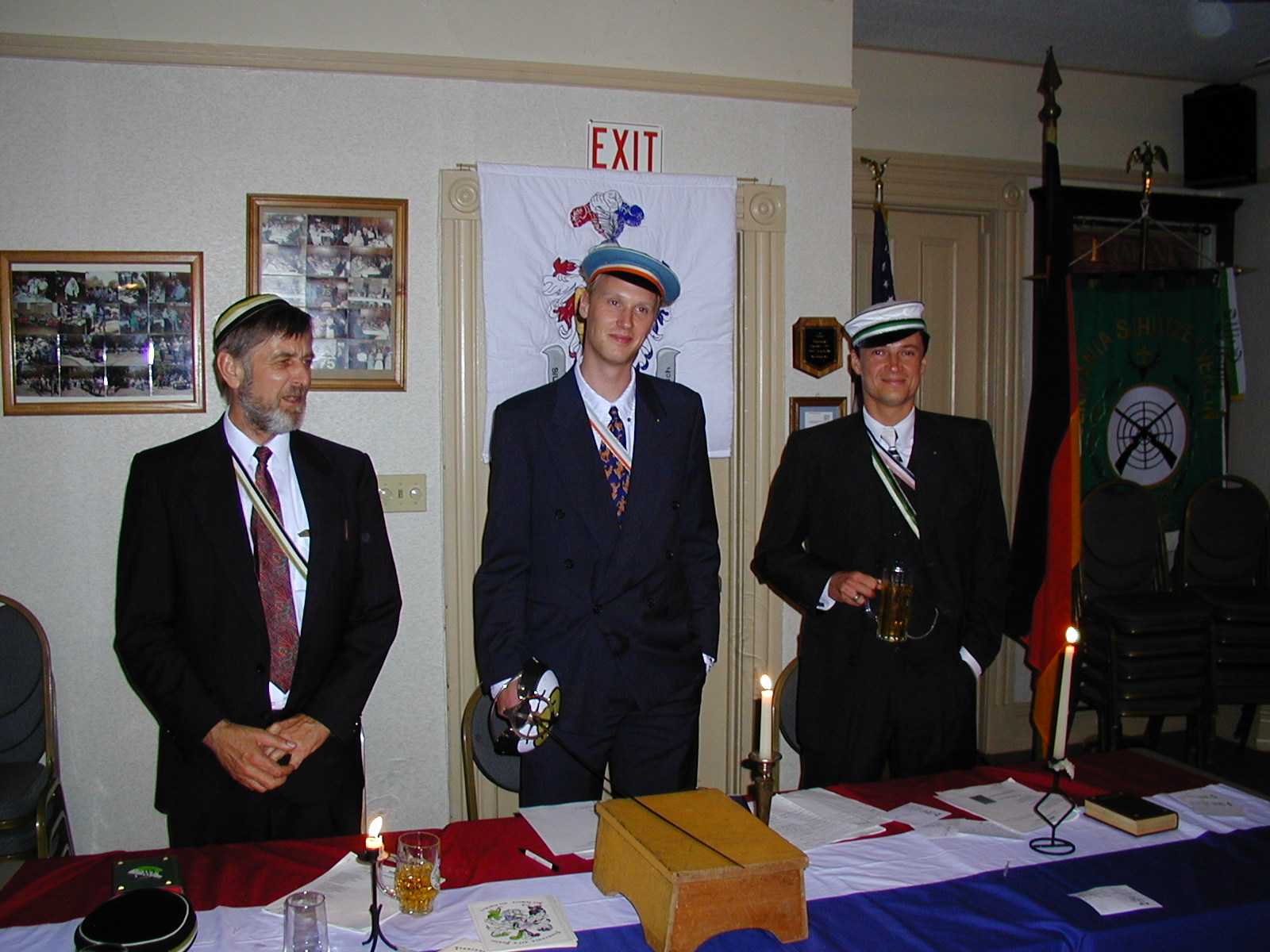 vorstan4.jpg (131255 bytes)