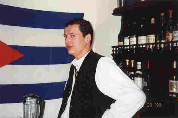 Fidel.jpg (12519 bytes)